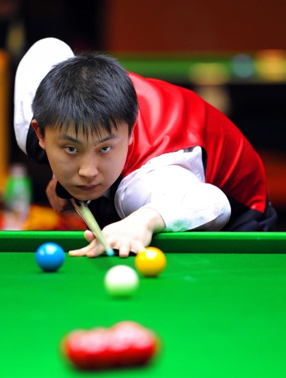 台上一直占 台上一直占