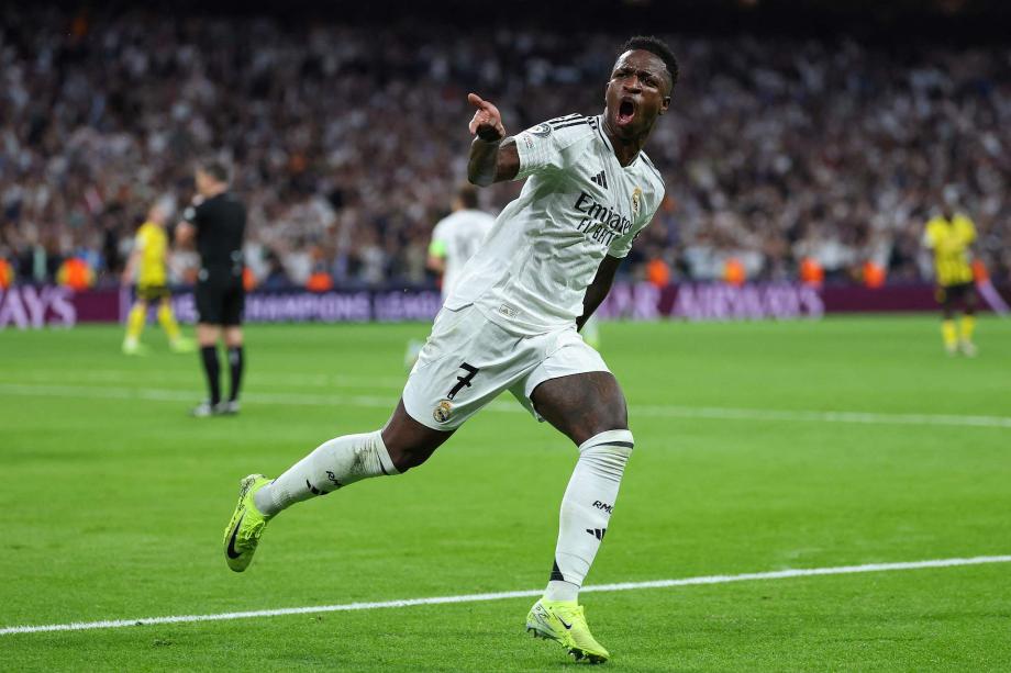 持不仅仅是 持不仅仅是