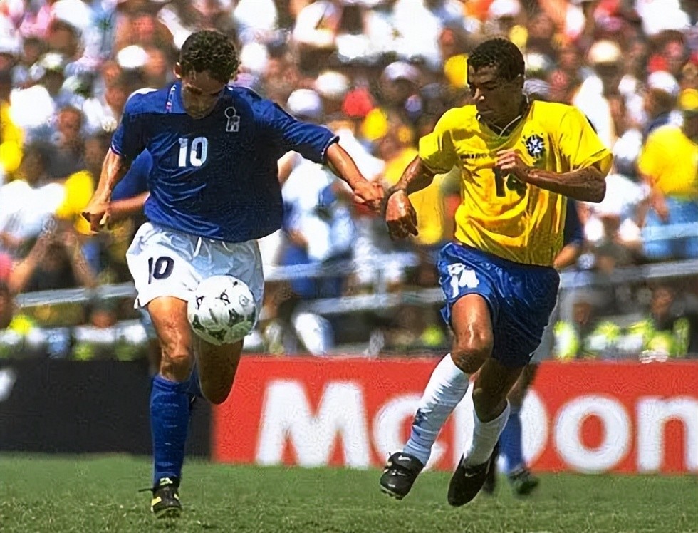 表面上各不 表面上各不